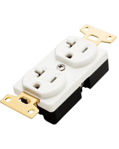 Oyaide's R-0 Outlet